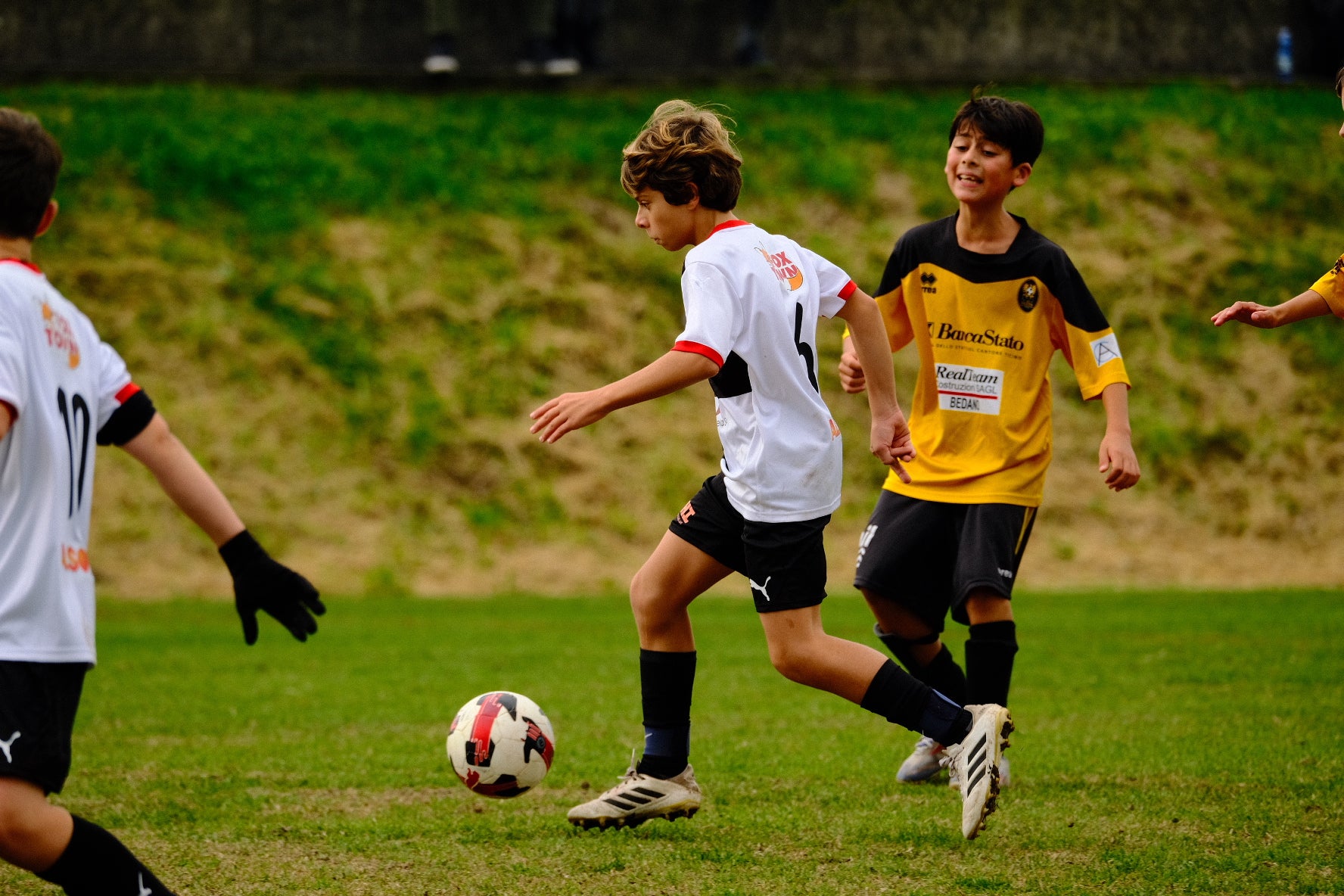 Fotogallery D9 b: FC Mendrisio - AC Taverne D2013 (04.10.2025, 23 foto)